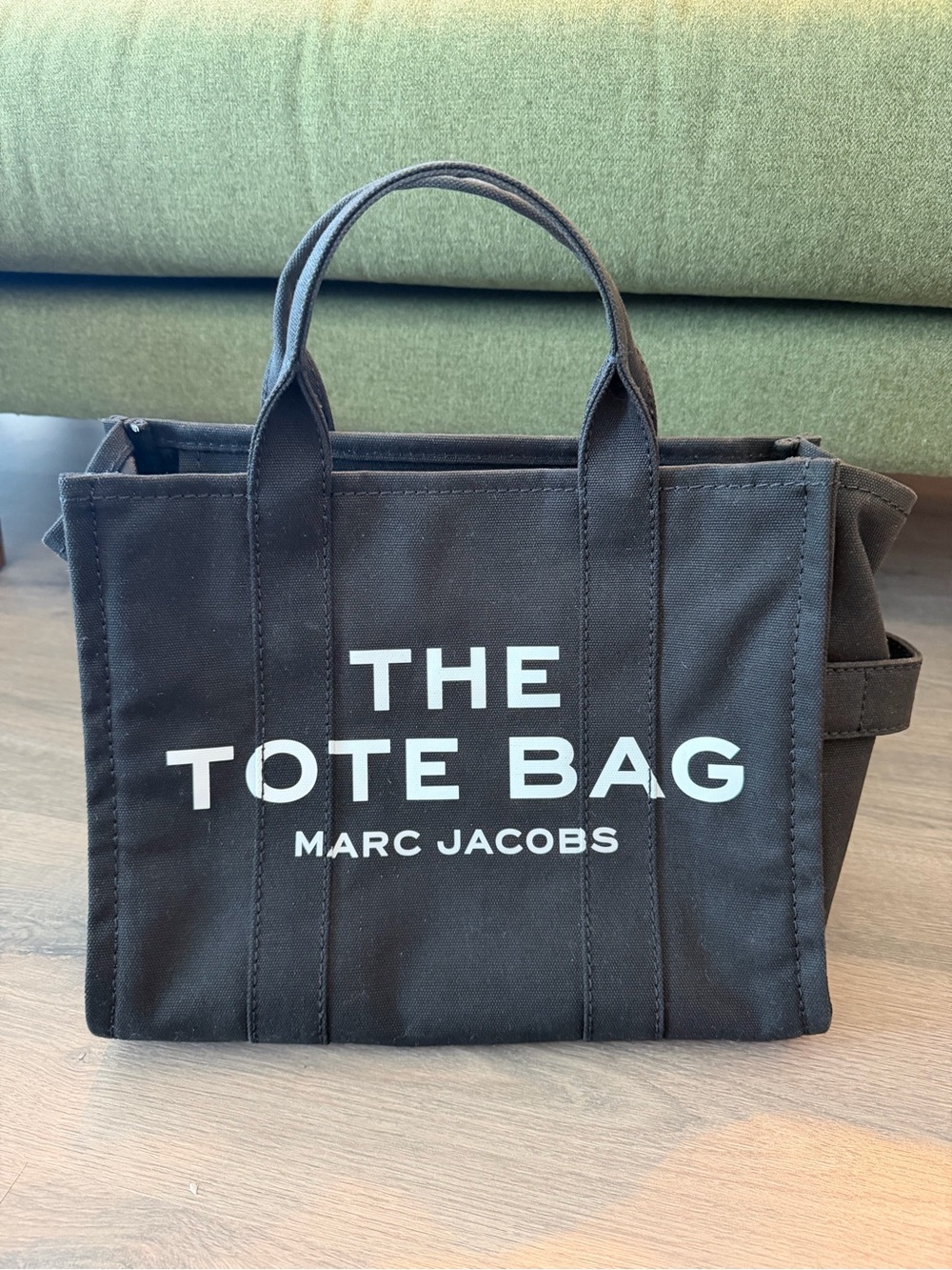 Marc Jacobs: The Tote Bag